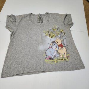 EUC Disney Store, Winnie the Pooh, V-neck T-Shirt